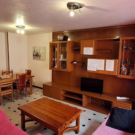 Apartamentos Casa May 1- Centro Benidorm-Solo Mayores De 30 Anos Y Familias エクステリア 写真