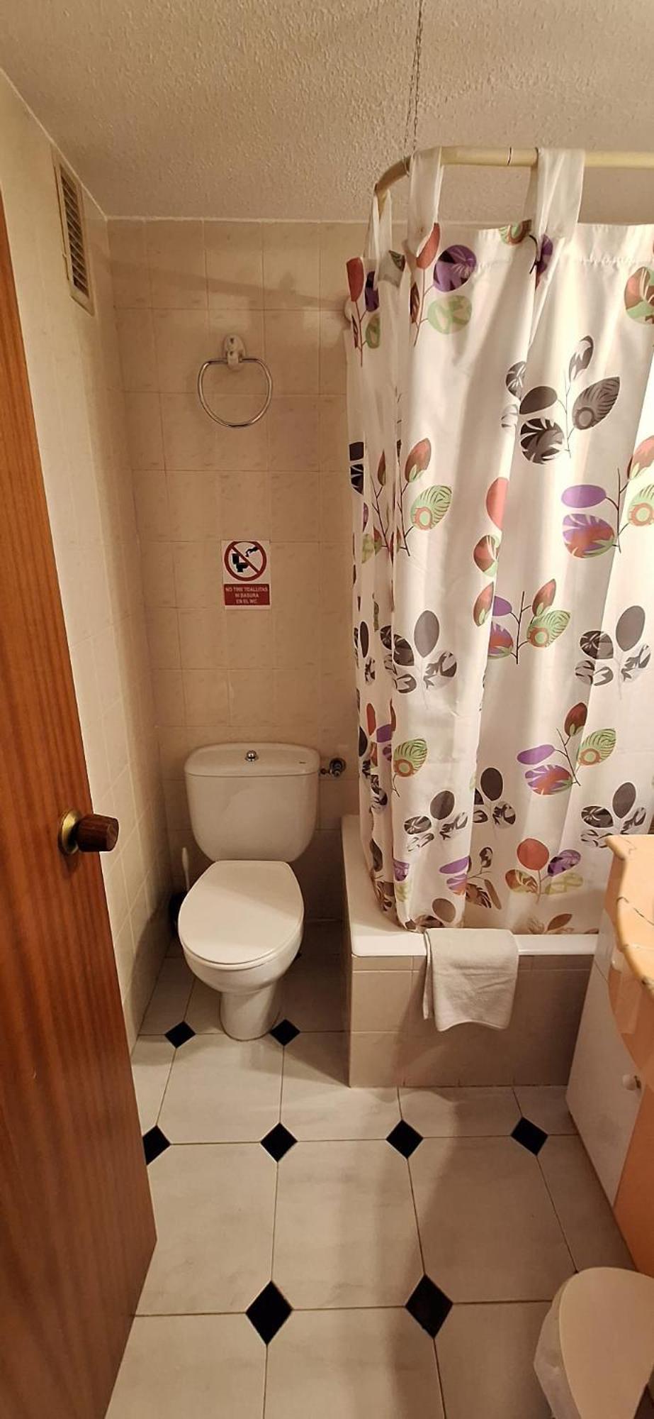 Apartamentos Casa May 1- Centro Benidorm-Solo Mayores De 30 Anos Y Familias エクステリア 写真