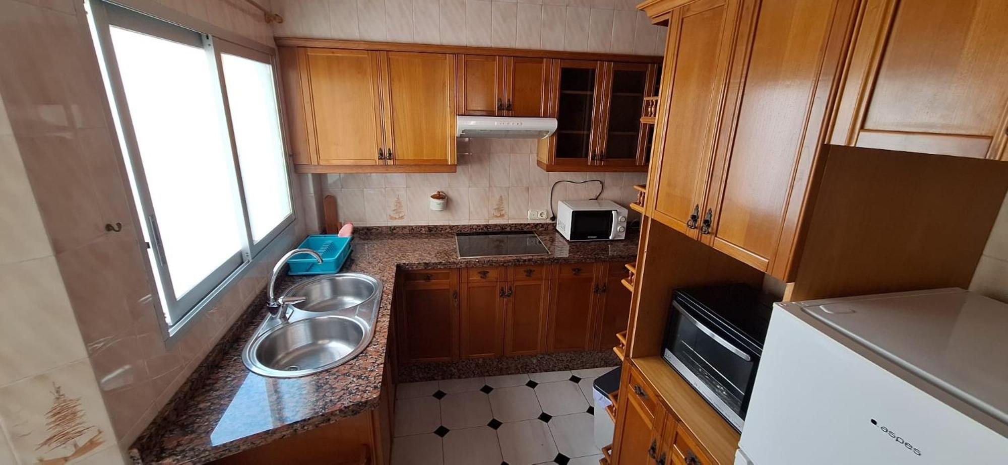 Apartamentos Casa May 1- Centro Benidorm-Solo Mayores De 30 Anos Y Familias エクステリア 写真