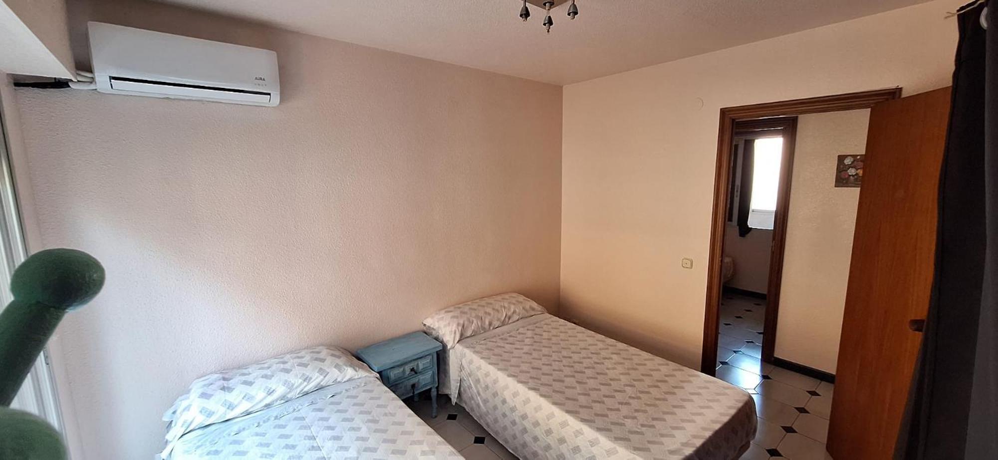 Apartamentos Casa May 1- Centro Benidorm-Solo Mayores De 30 Anos Y Familias エクステリア 写真